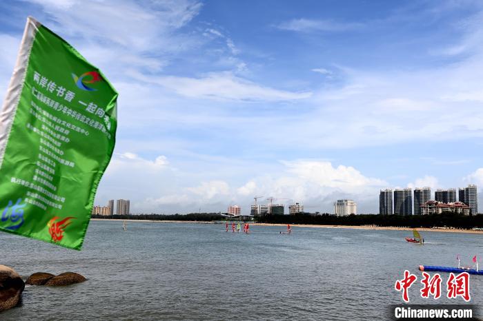 迷人的東山海景。 張金川 攝