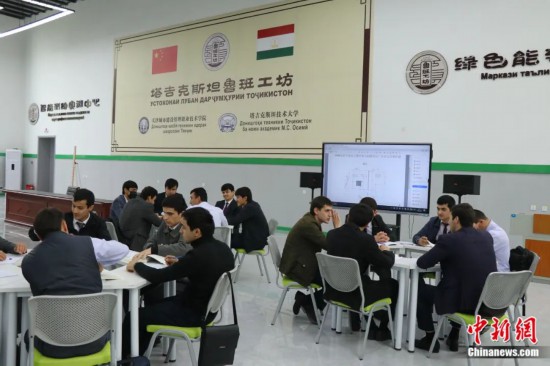 2023年4月，位于杜尚別的塔吉克斯坦魯班工坊課堂。張碩 攝