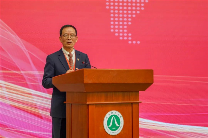 國務院學位委員會區域國別學學科評議組秘書長、浙江師范大學非洲研究院（非洲區域國別學院）院長劉鴻武致辭。主辦方供圖