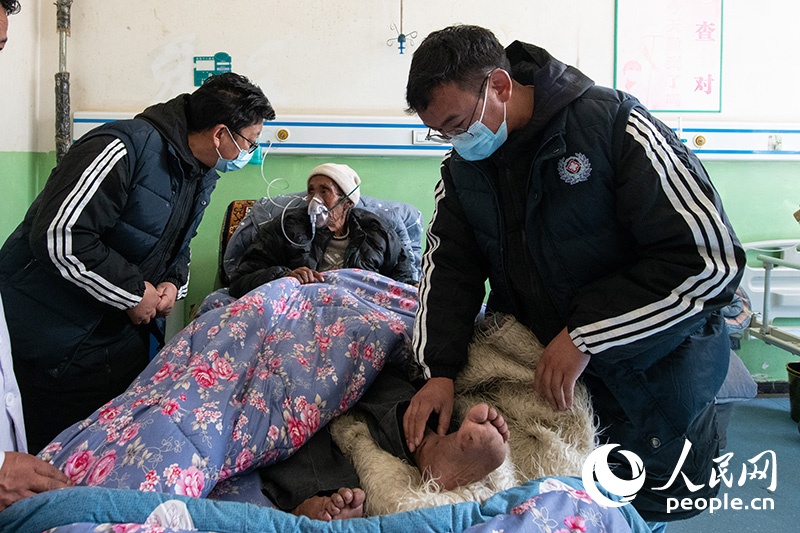 震中日記|“謝謝,曼巴啦!”