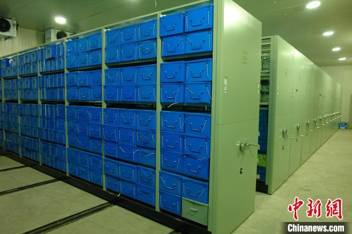 圖為國家農(nóng)作物種質(zhì)資源復(fù)份庫(西寧)?！∏嗪Ｊ∞r(nóng)業(yè)農(nóng)村廳供圖