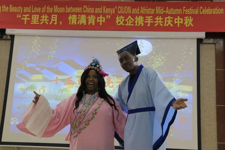 資訊有故事丨海外慶中秋活動創意滿滿 外國友人說“我知道了中國人為什么慶祝這個節日”