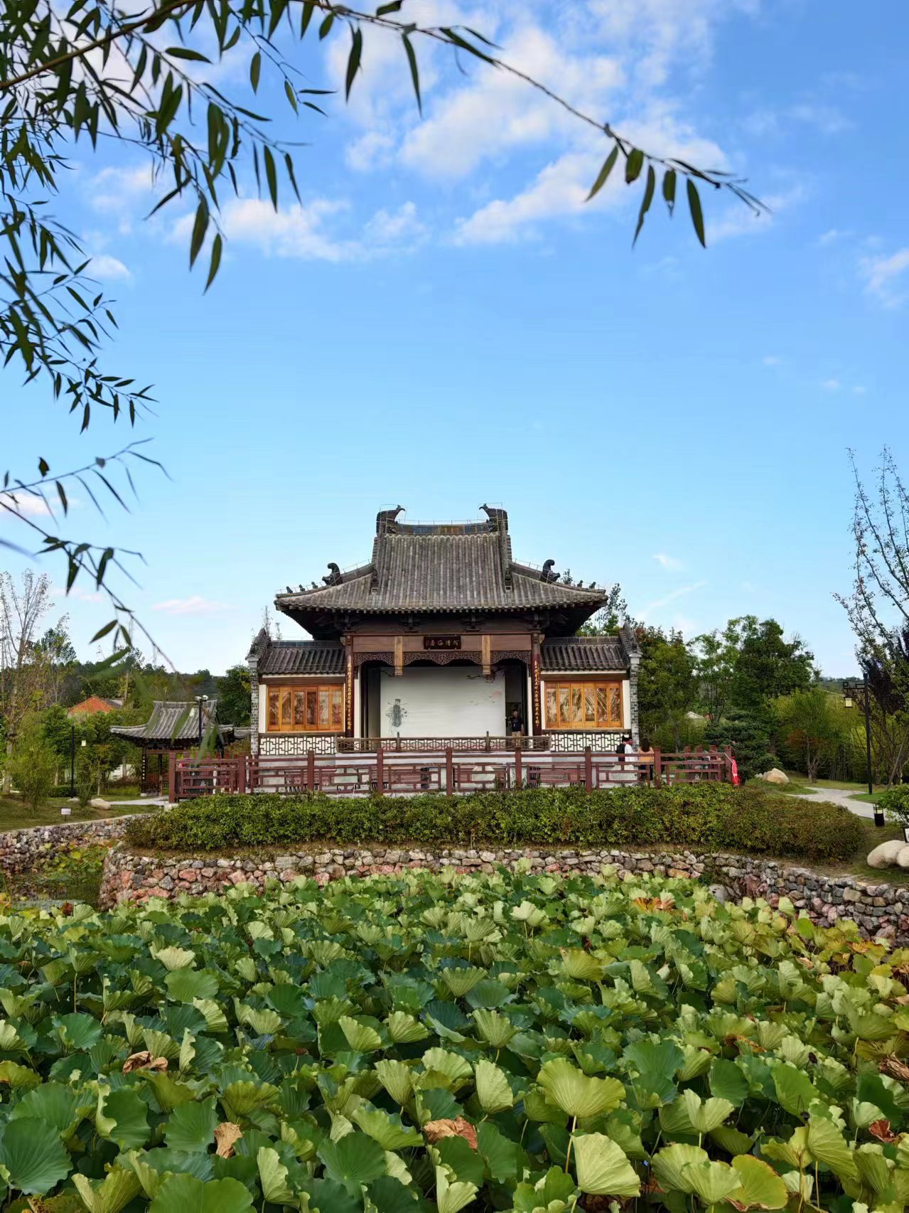 【2024打卡中國】穿越時空的對話:外國網紅探索包公故里文化園(組圖)_fororder_微信圖片_20240923164158