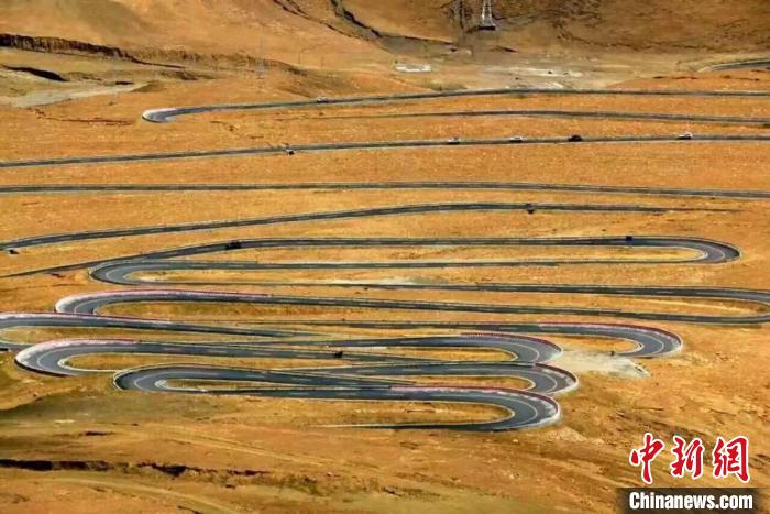 西藏珠峰邊境派出所:沒有白走的巡邏路每一步都算數