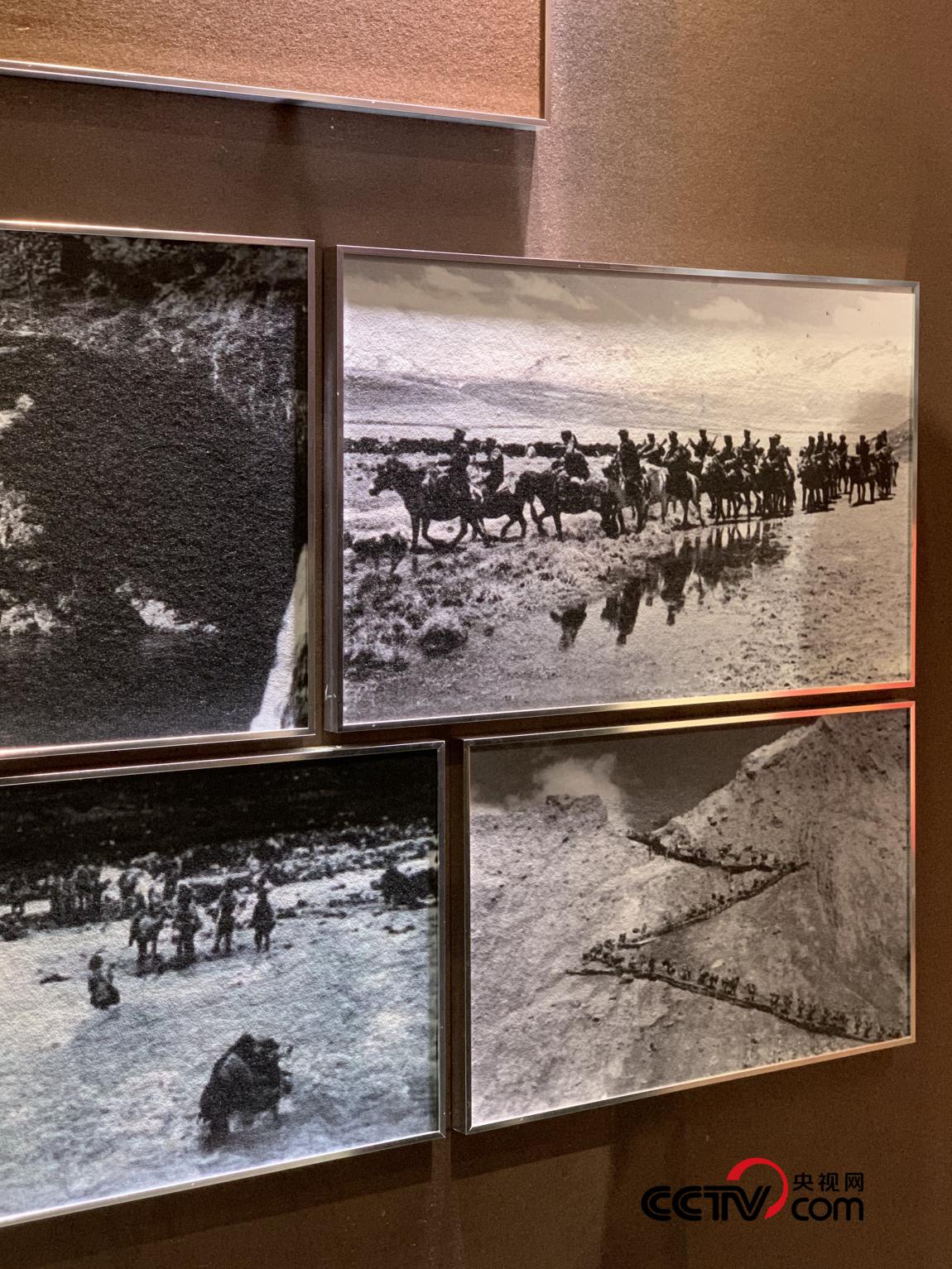 （紅樓中的展廳一角 央視網記者 王靜遠 攝）