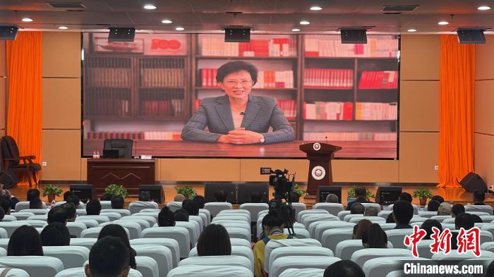 中國數百名專家學者齊聚共商西藏“穩定、發展、生態、強邊”四件大事