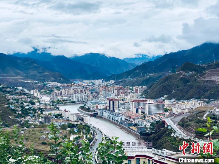 圖為“藏東明珠”昌都。 李江寧 攝