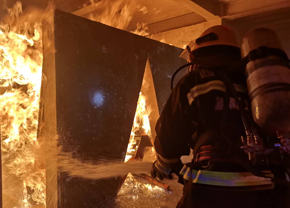 真火內(nèi)攻實操訓練。