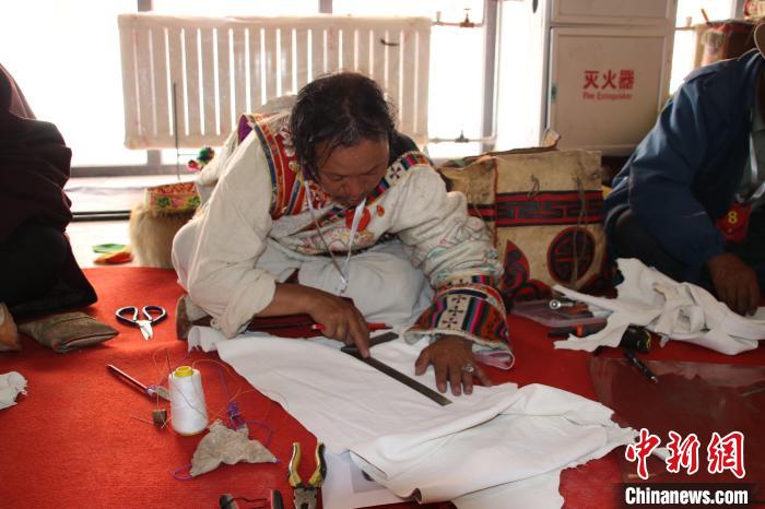 西藏那曲舉辦農牧民技能大賽促創業就業