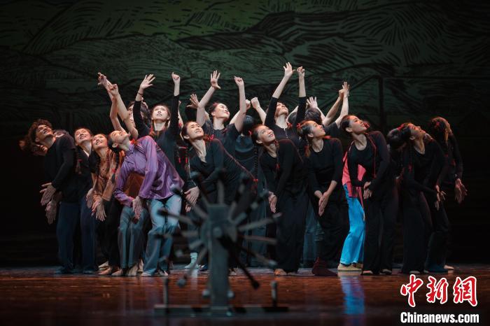 《楊家嶺的春天》 張曦丹 攝